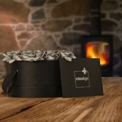 Relaxdays Bouquet Rose Eterne, Box A Cuore, Mazzo 18 Fiori Finti, Elegante Idea Regalo, Scatola Romantica, Nero Argento 7 Relaxdays Bouquet Rose Eterne, Box A Cuore, Mazzo 18 Fiori Finti, Elegante Idea Regalo, Scatola Romantica, Nero Argento -Vendite ATMOSPHERA 55486722 3